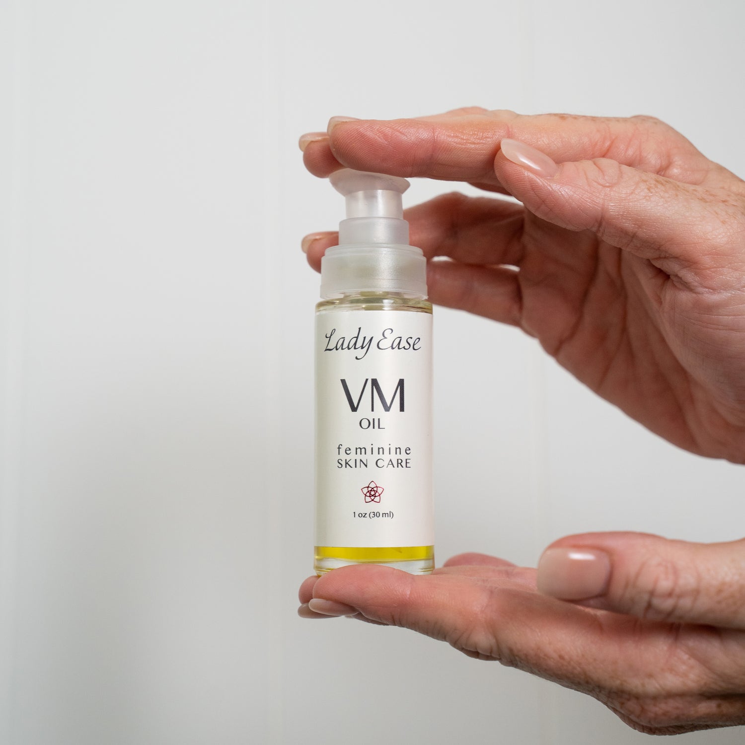 Lady Ease Organic Vaginal Moisturizer Oil Lady Ease Organic Vaginal Moisturizer Oil
